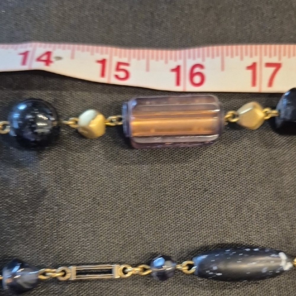 Express Elegant Gold and Black Beaded Necklace - Picture 7 of 8